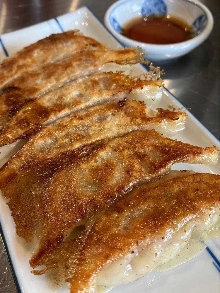 餃子そして焼味 巣王