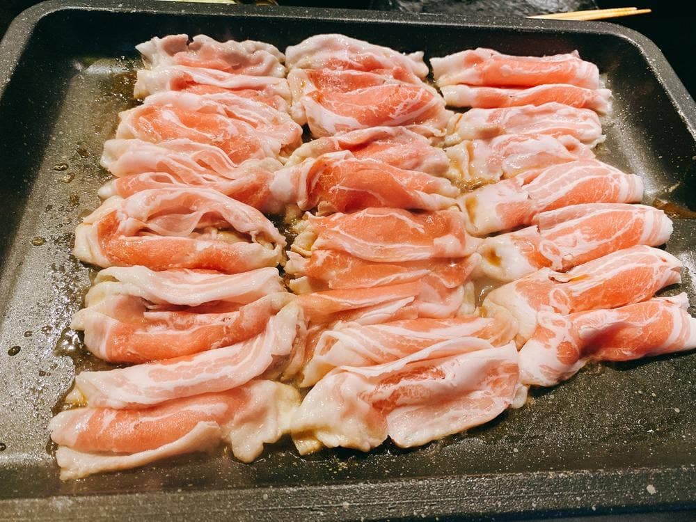 とん豚テジ 新宿ゴジラロード店