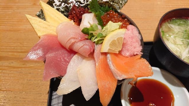 どんぶり茶屋 新千歳空港店 - サブ画像2