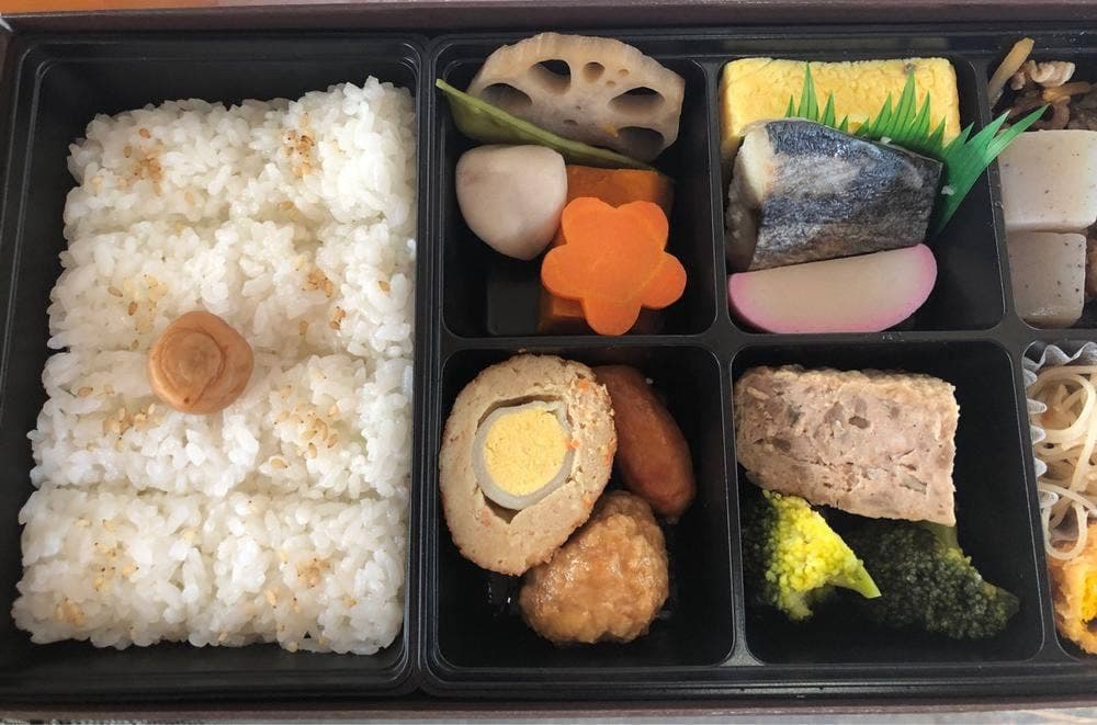 お弁当の淡路屋 宝塚阪急店