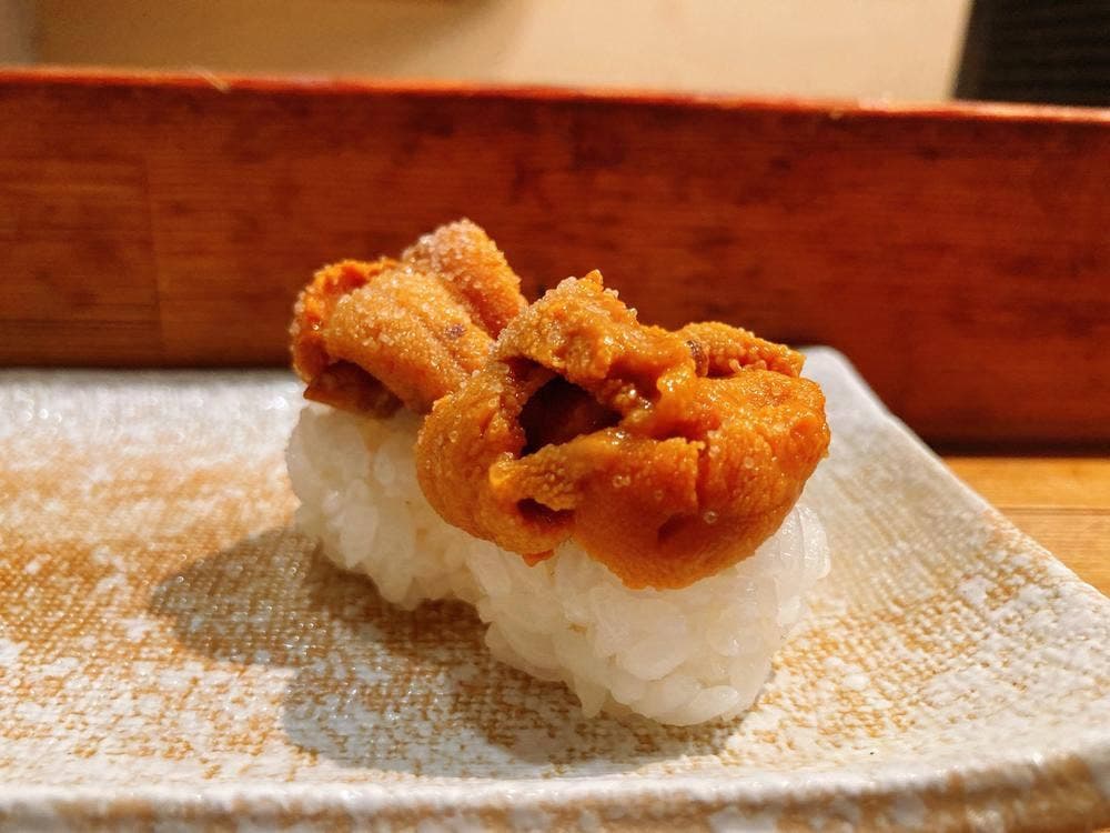 立ち喰い寿司 彩り亭