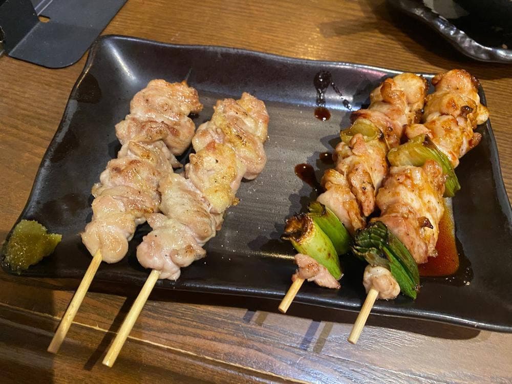 秀人