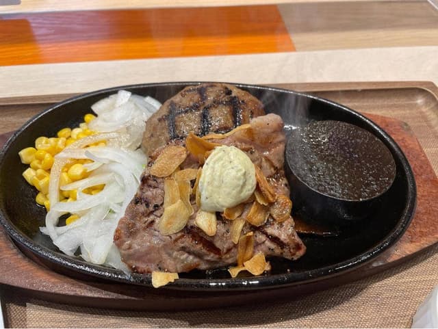 OK STEAK x HAMBURG イーアス沖縄豊崎 - サブ画像1