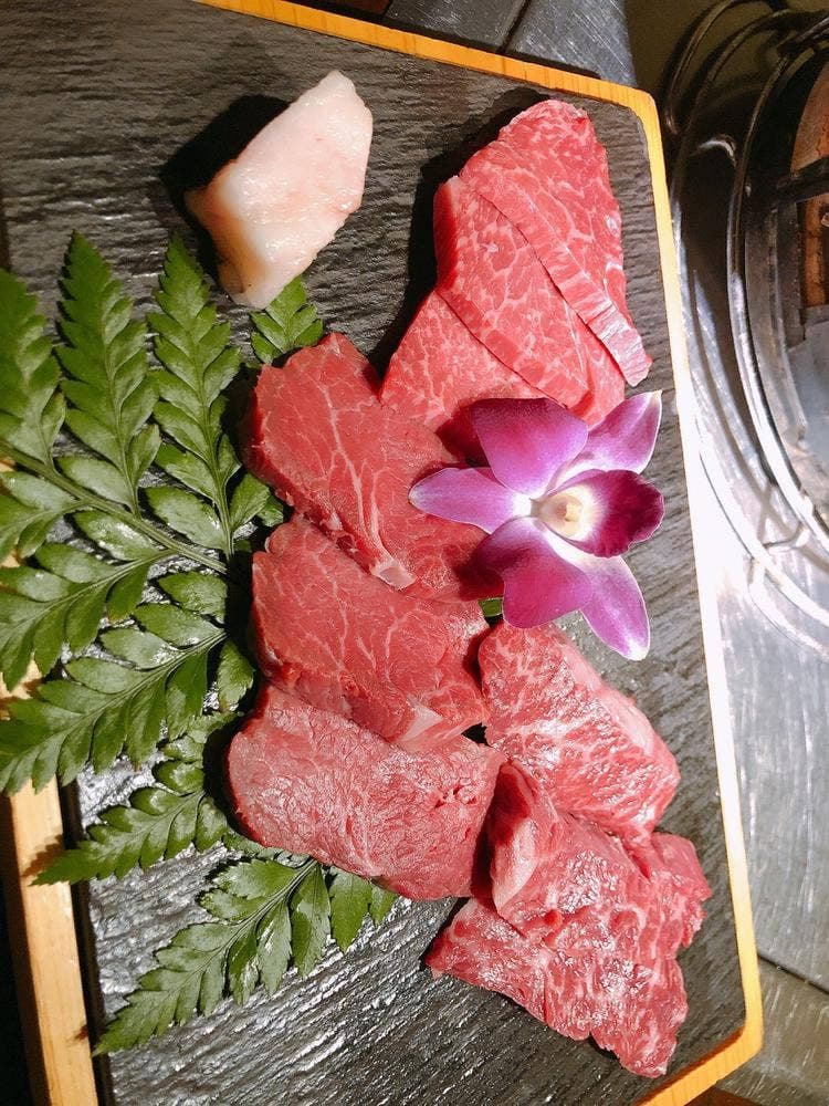 炭火焼肉 佐蔵