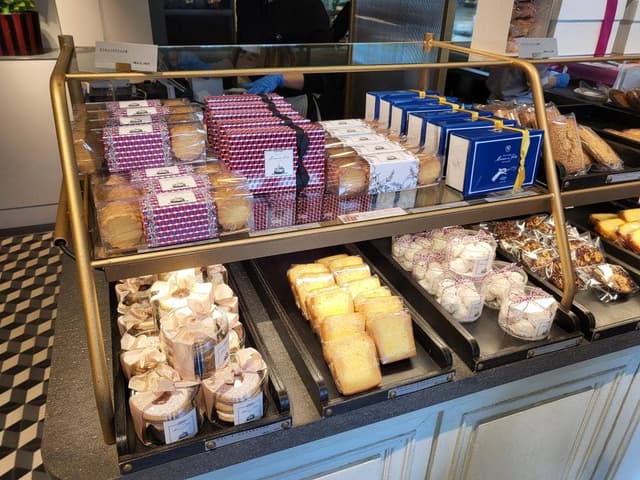 マモン・エ・フィーユ - サブ画像1