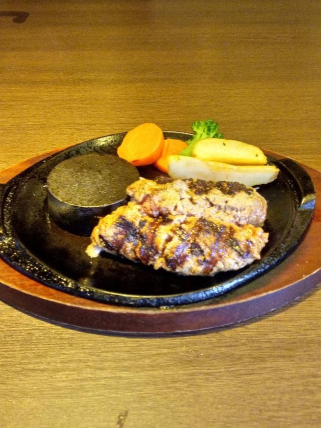 洋食 だんらんや 婦中店 - サブ画像2