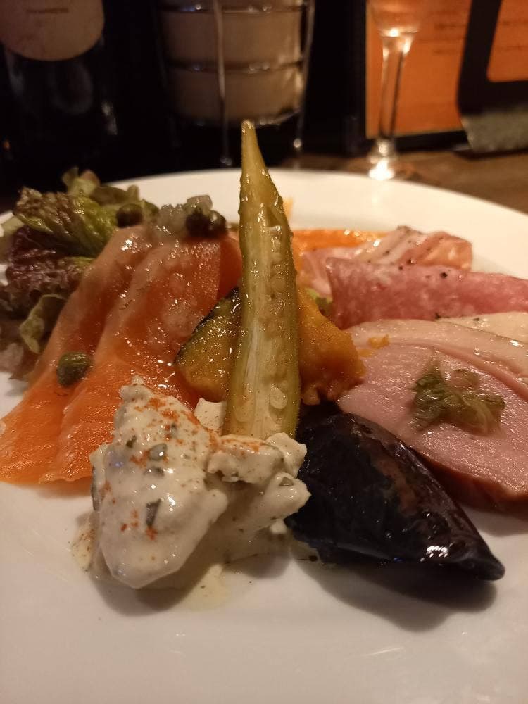 ワインビストロ ラトリシエール