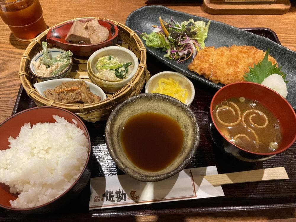 北前居酒屋 佐勘