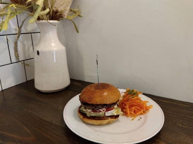 BURGER ELEVEN - サブ画像1