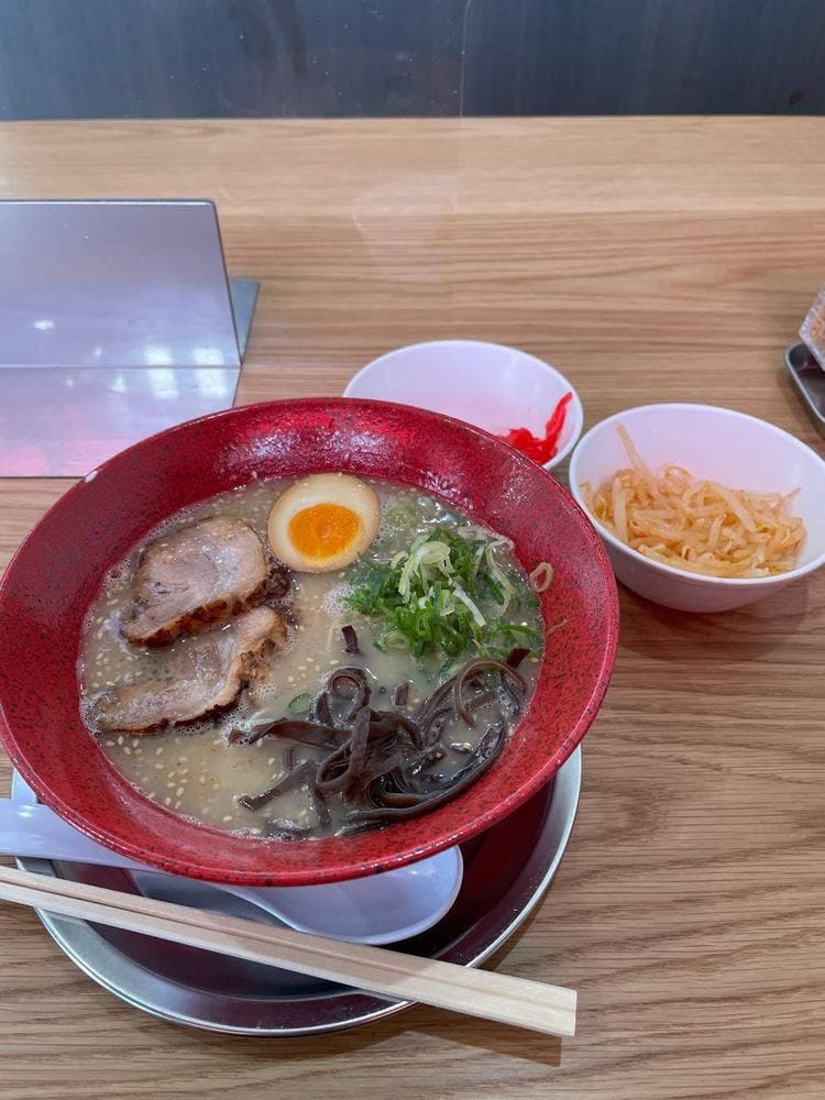 豚骨ラーメン てっぺん