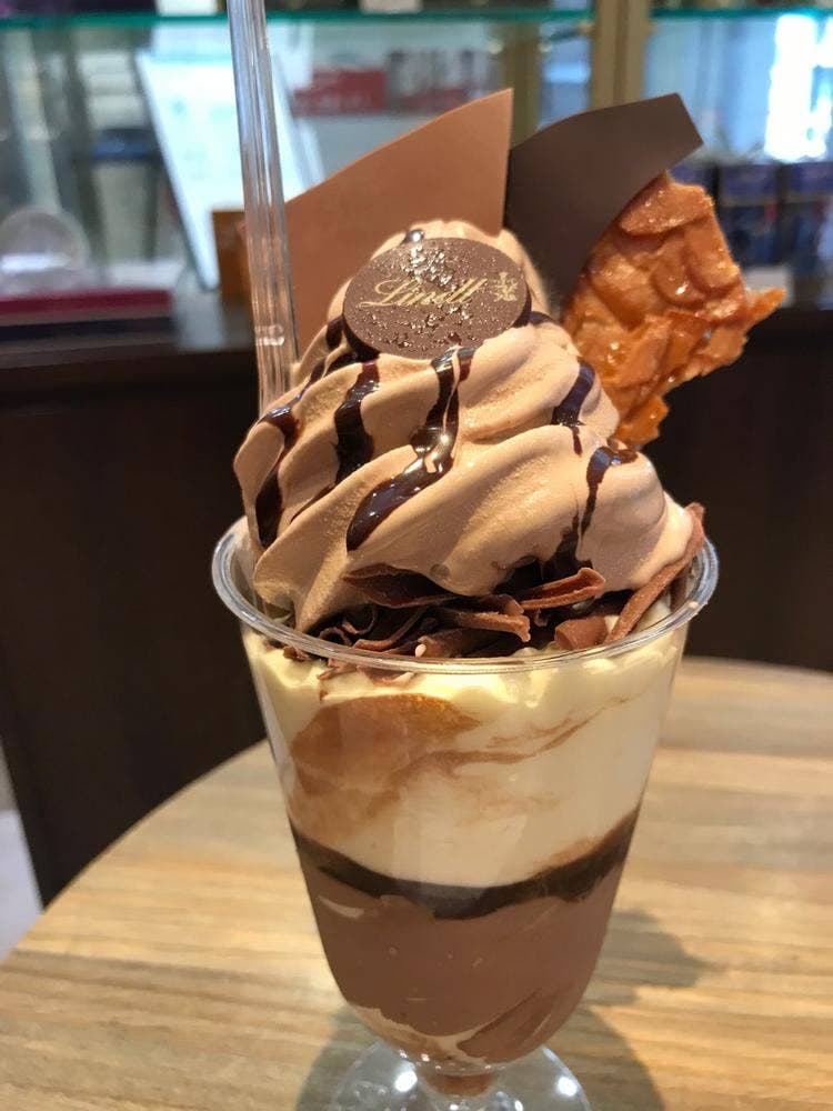 リンツ ショコラ カフェ ルミネ北千住店