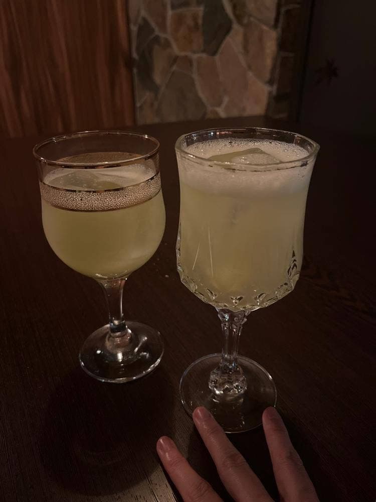 BAR RENEE