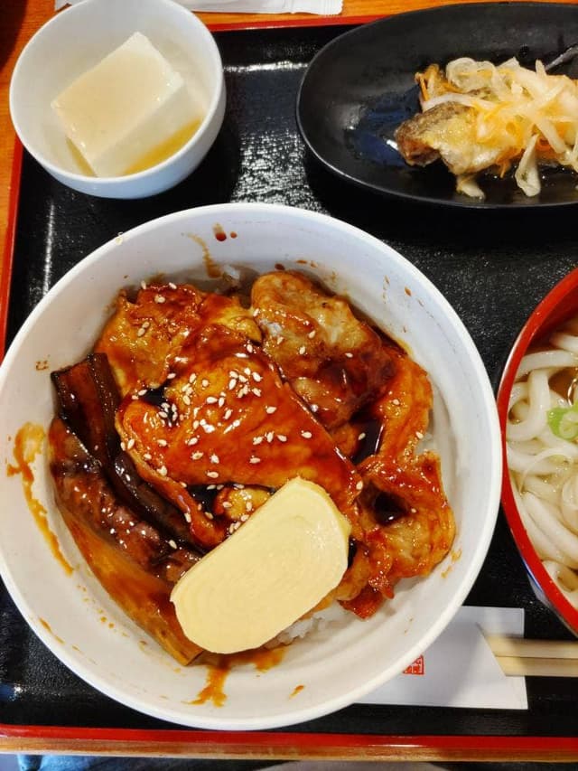 金沢中央市場食堂 - サブ画像1