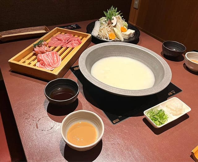 牛とろ - サブ画像3