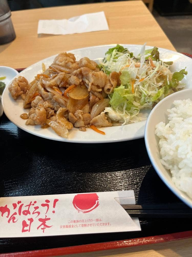 代々木酒場 肉さん