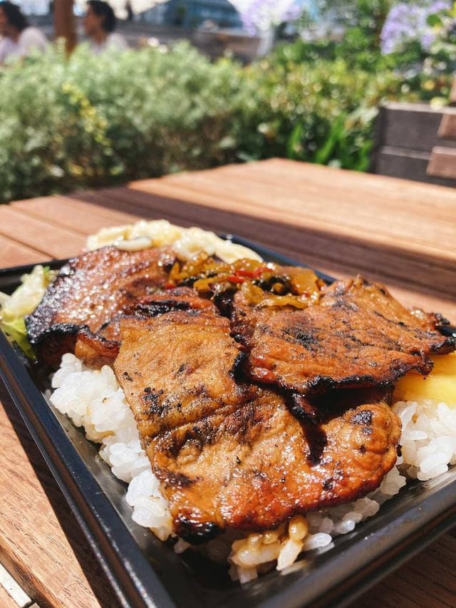 炭火焼 我が家のとん丼や - サブ画像1