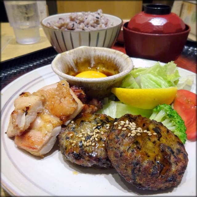 大戸屋ごはん処 ニッセイ札幌ビル店 - サブ画像1