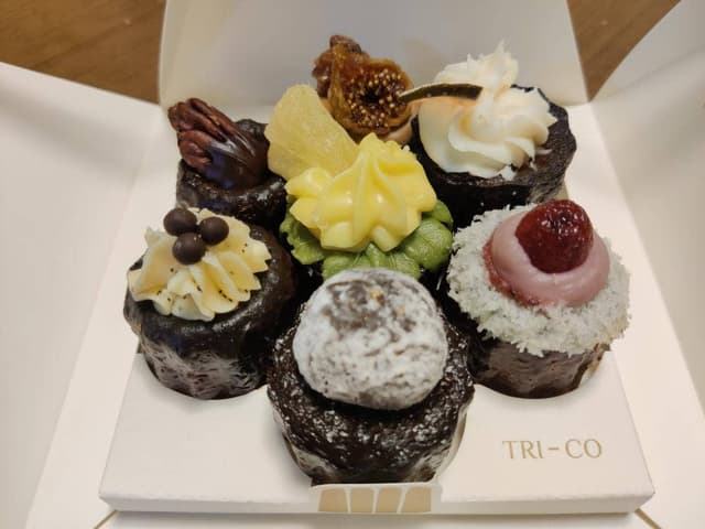 スイーツボックス ルクア大阪店 - サブ画像2