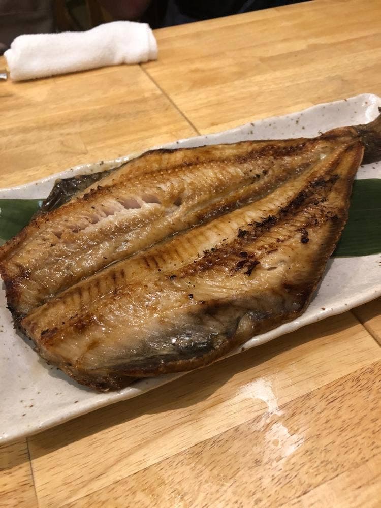 美味いもん処 手八