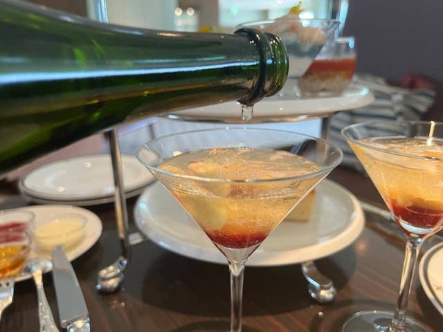 バーラウンジ インペリアルラウンジ アクア - サブ画像2