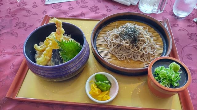 富士スタジアムゴルフ倶楽部 南コースレストラン - サブ画像1