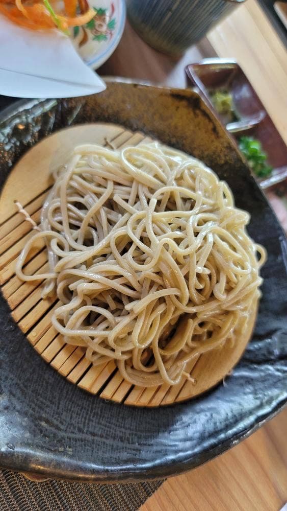 伊と咲の