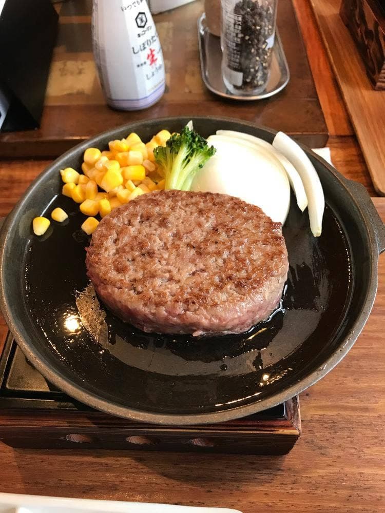 とろけるハンバーグ 福よし 淵野辺店