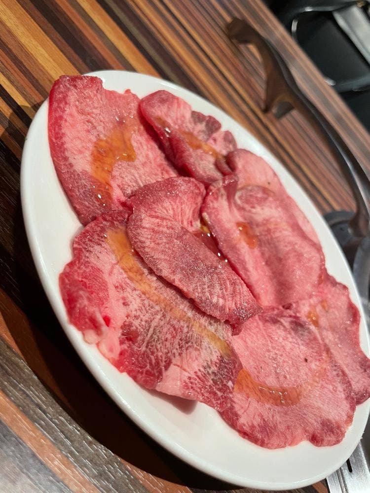 焼肉ホルモンとんり