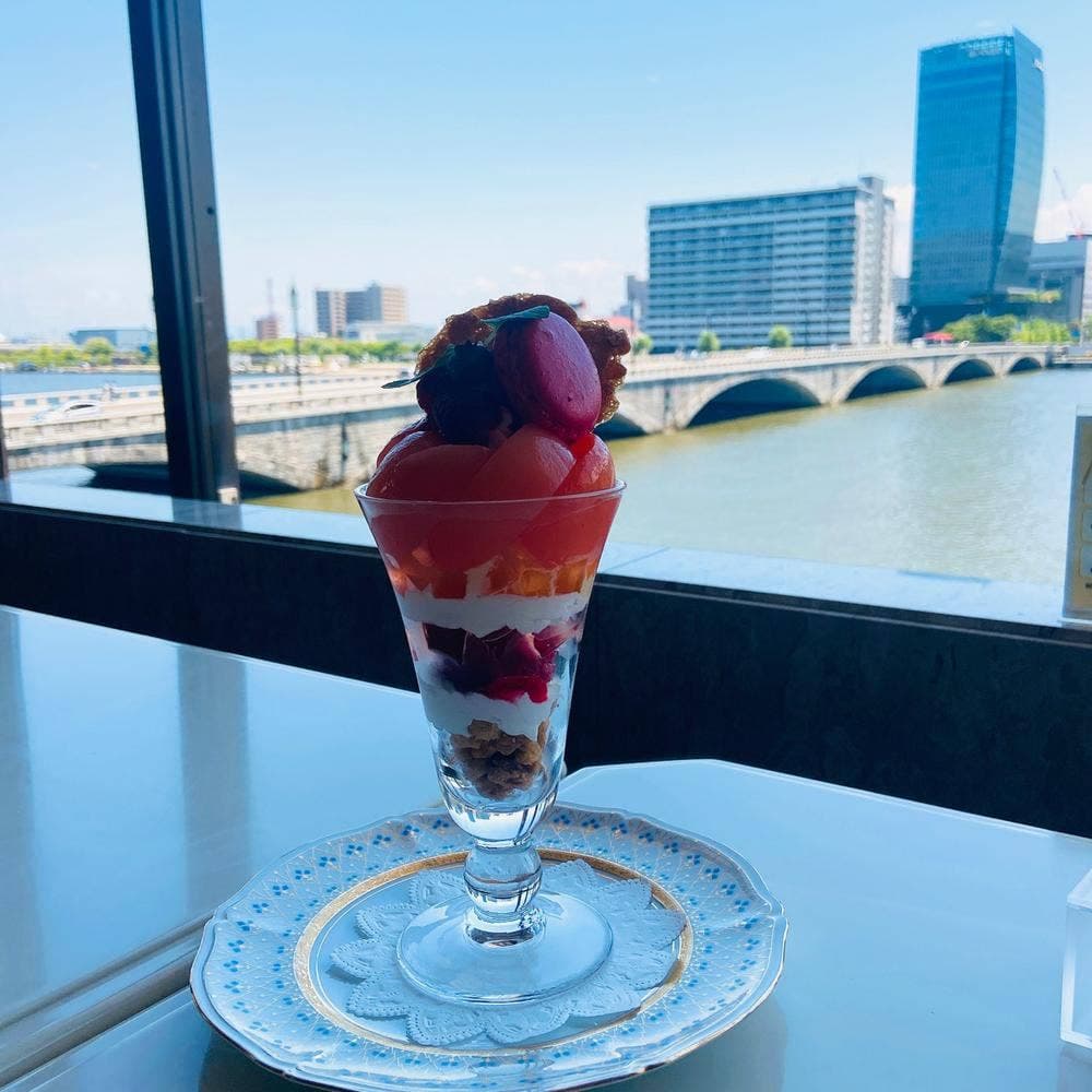 ホテルオークラ新潟 ティーラウンジ ラ・しなの