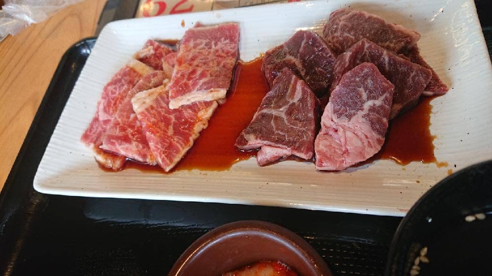 幸せの焼肉食べ放題 かみむら牧場 福重拾六町店