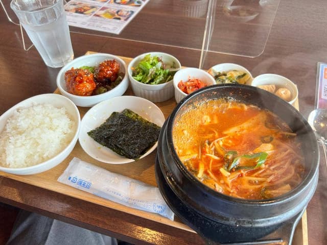 韓国スープ専門店 韓館キッチン 新長田店 - サブ画像1