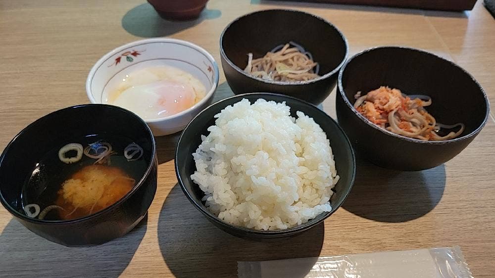 Dining & Bar LAVAROCK