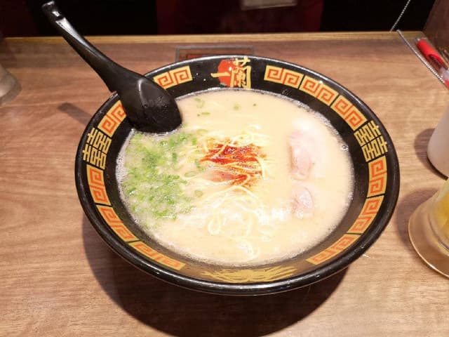 一蘭 新宿中央東口店 - サブ画像3