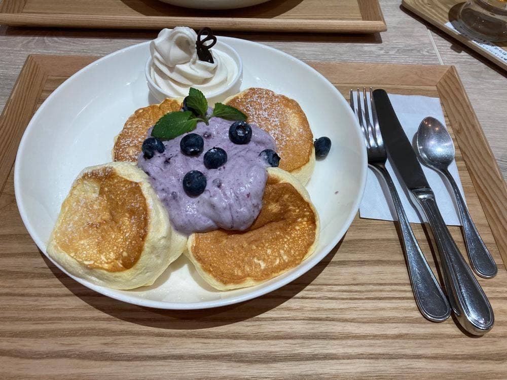 みつばちかふぇ&キッチン イオンモール白山店