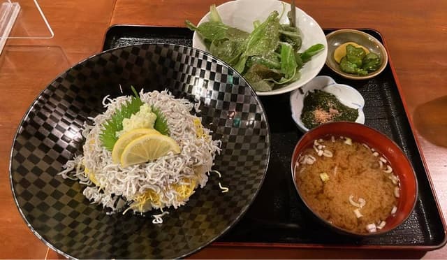 湘南・鎌倉 地魚料理 池田丸 - サブ画像1