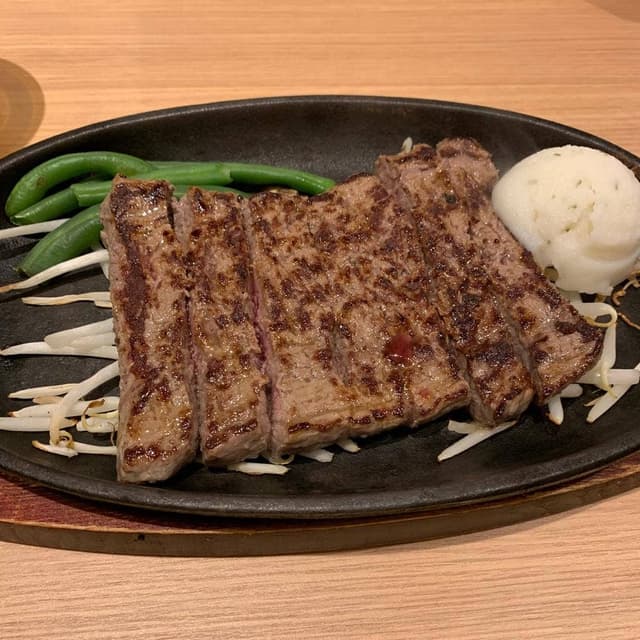 ステーキファイブと寿司六 大阪駅前第3ビル店 - サブ画像3