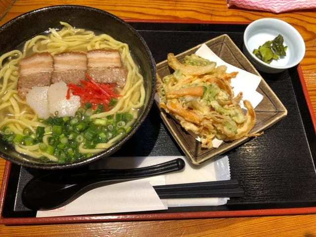 田町 沖縄居酒屋 しだ風 - サブ画像1