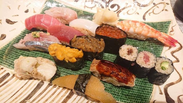 意気な寿司処 阿部 青山店 - サブ画像1