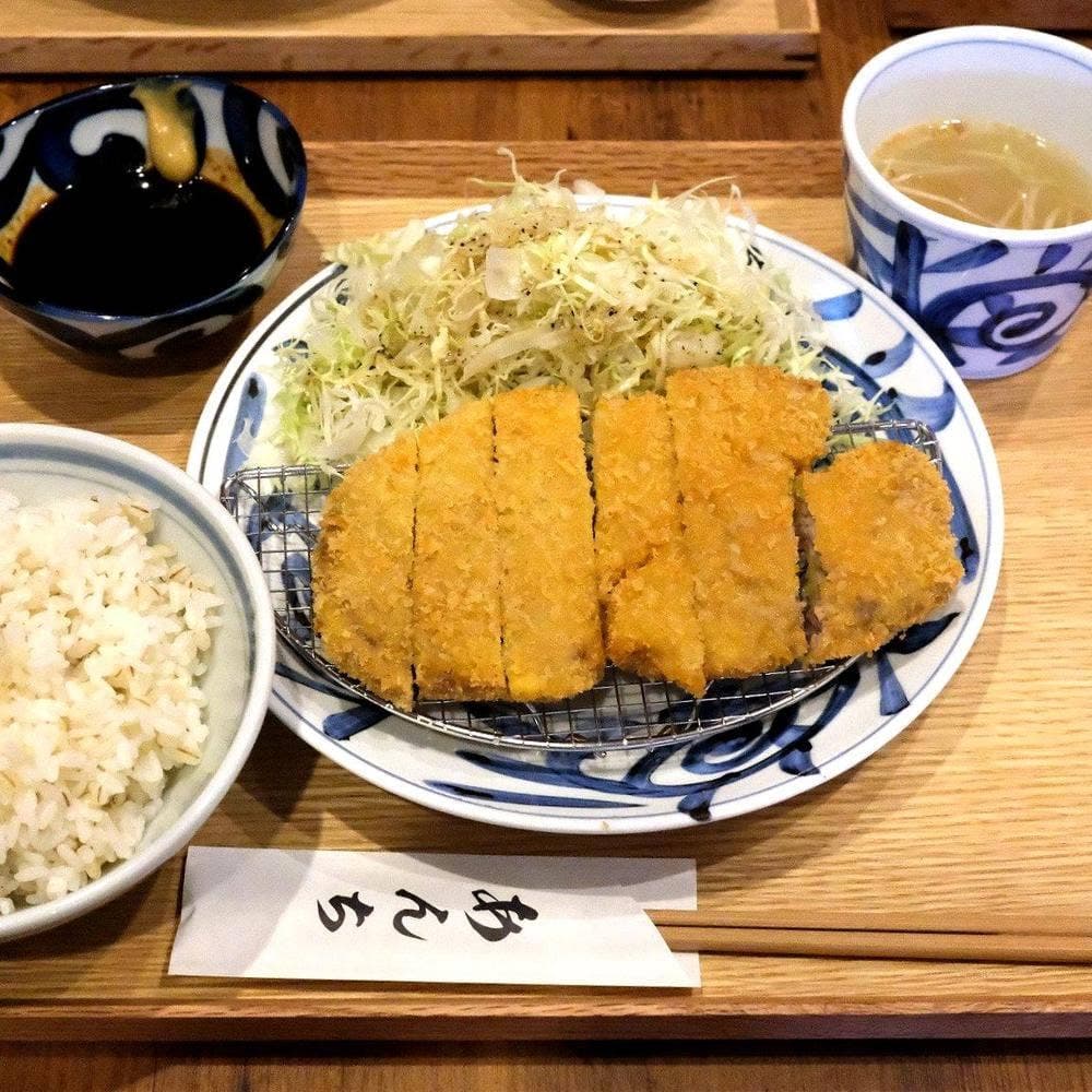 あんちすてーき とろろ 麦めし 豚楽亭 寺田町駅前店