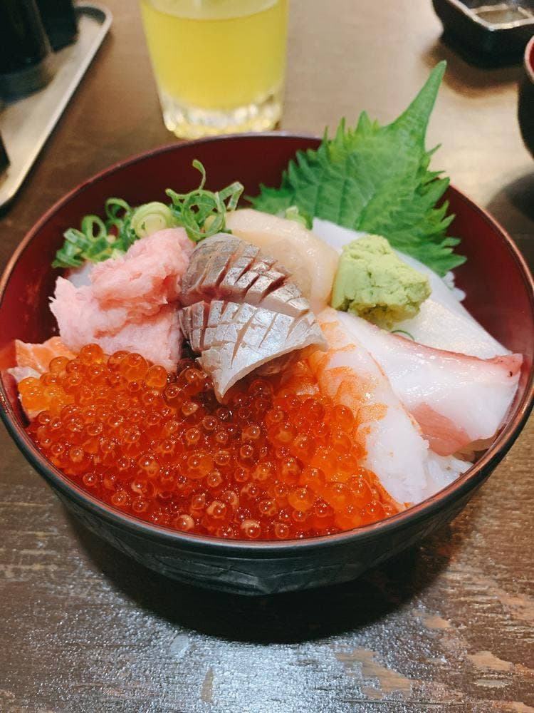 新鮮酒場すしやねん 本町店