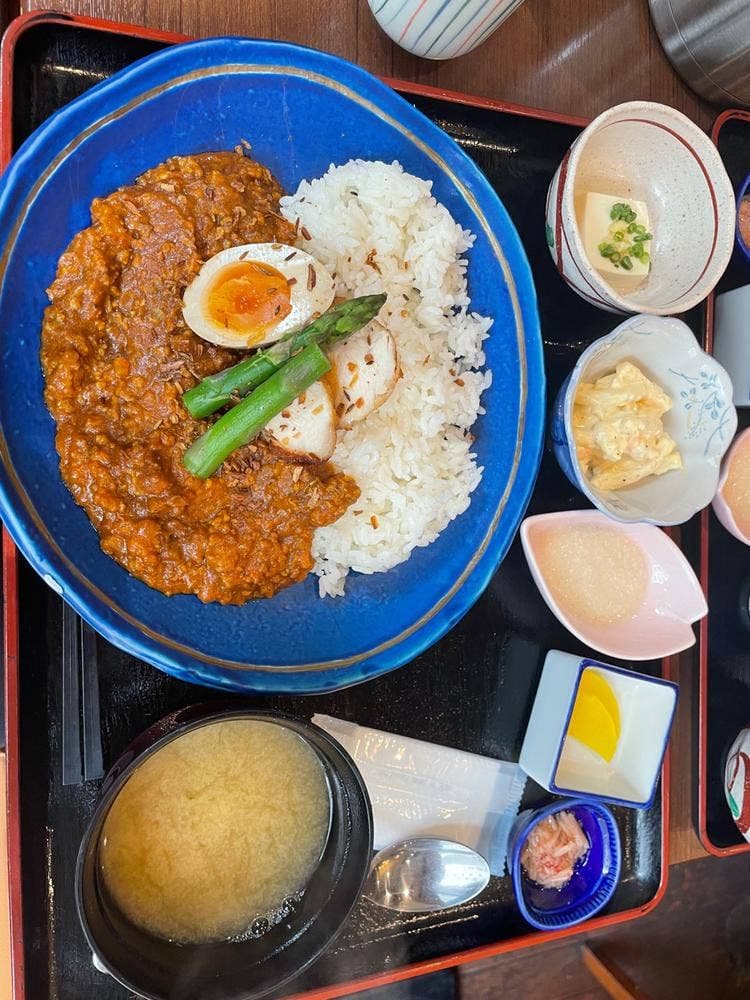 食堂 煮ト炉 時々 酒ト葡萄