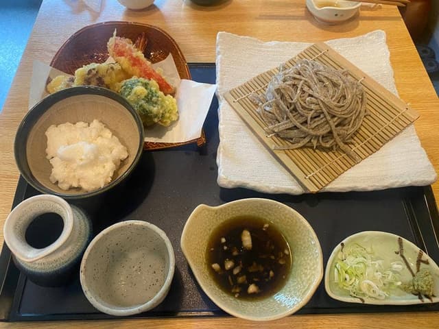 子安そば 文の蔵 - サブ画像1