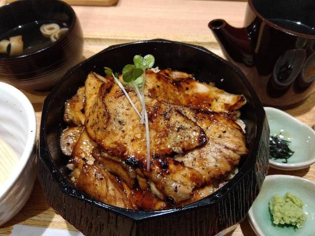 大坂かしわ飯 ロマン亭 エキマルシェ店 - サブ画像2
