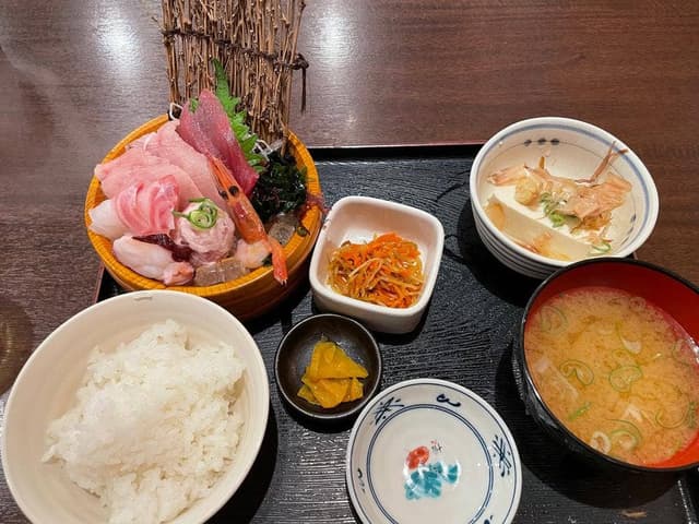 目利きの銀次 神戸駅前店 - サブ画像1