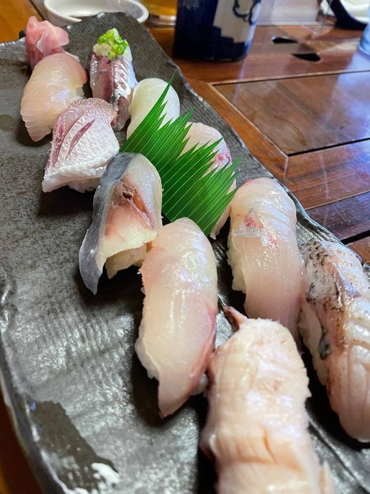 松鮨