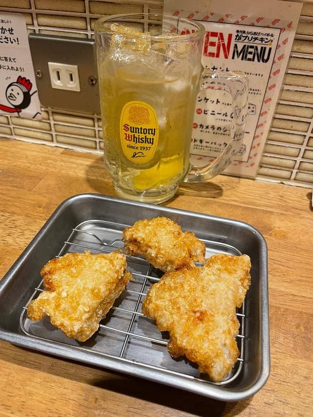 骨付鳥、からあげ、ハイボール がブリチキン。金山本店 - サブ画像1