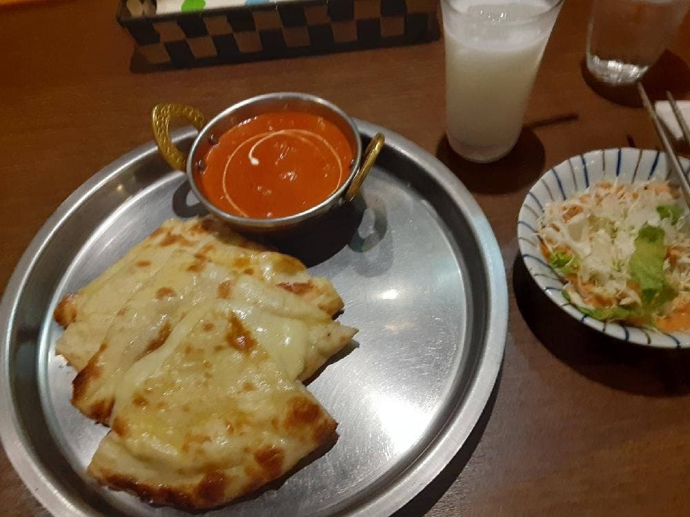 ムスタン