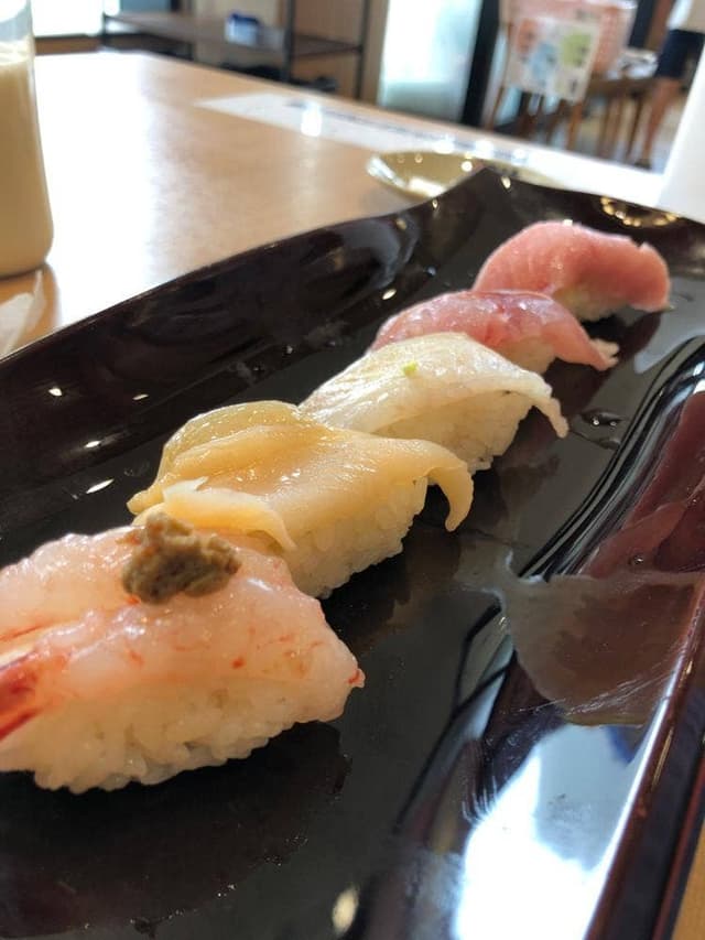 すし銚子丸 雅 イオンスタイル幕張ベイパーク店 - サブ画像1