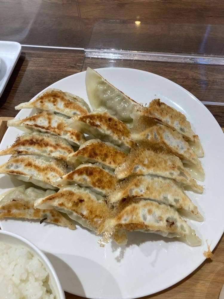 餃子の店 かめ