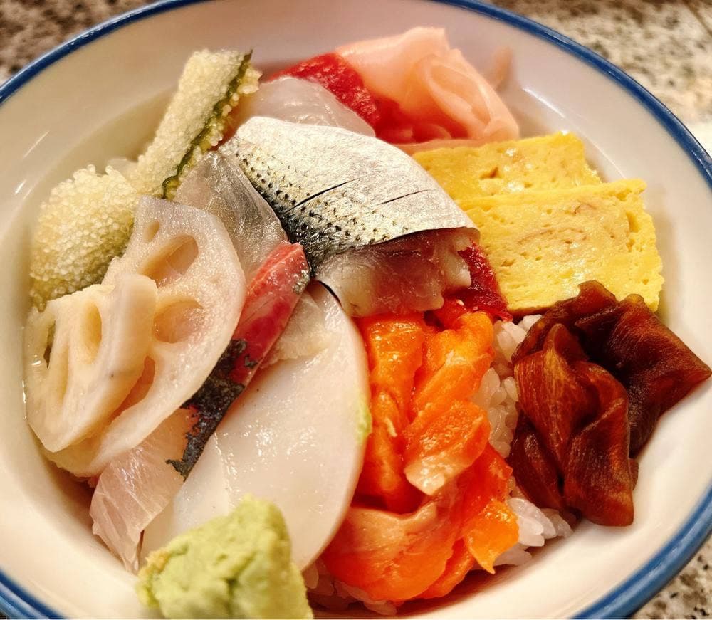 東鮨